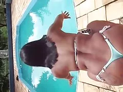 Stepbrother and friend seduce the blonde girl with blindfold